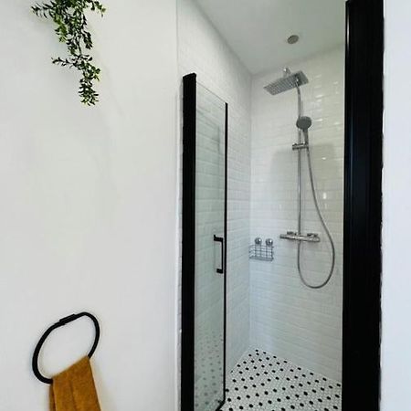 Charmant Et Lumineux Appartement モンペリエ エクステリア 写真